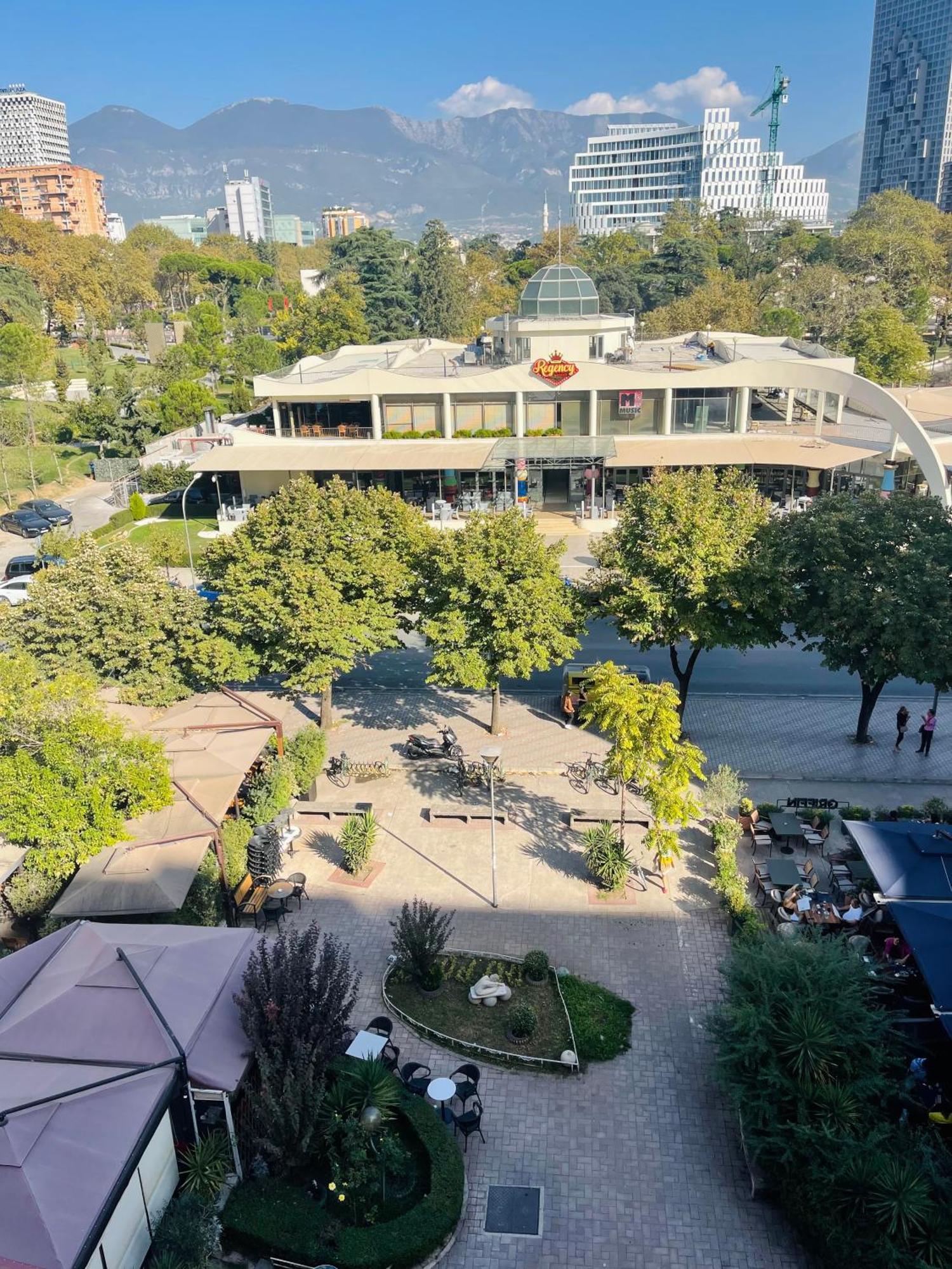 Aj Apartments - Hidden Gem In Front Of Taiwan Center Tirana Zewnętrze zdjęcie