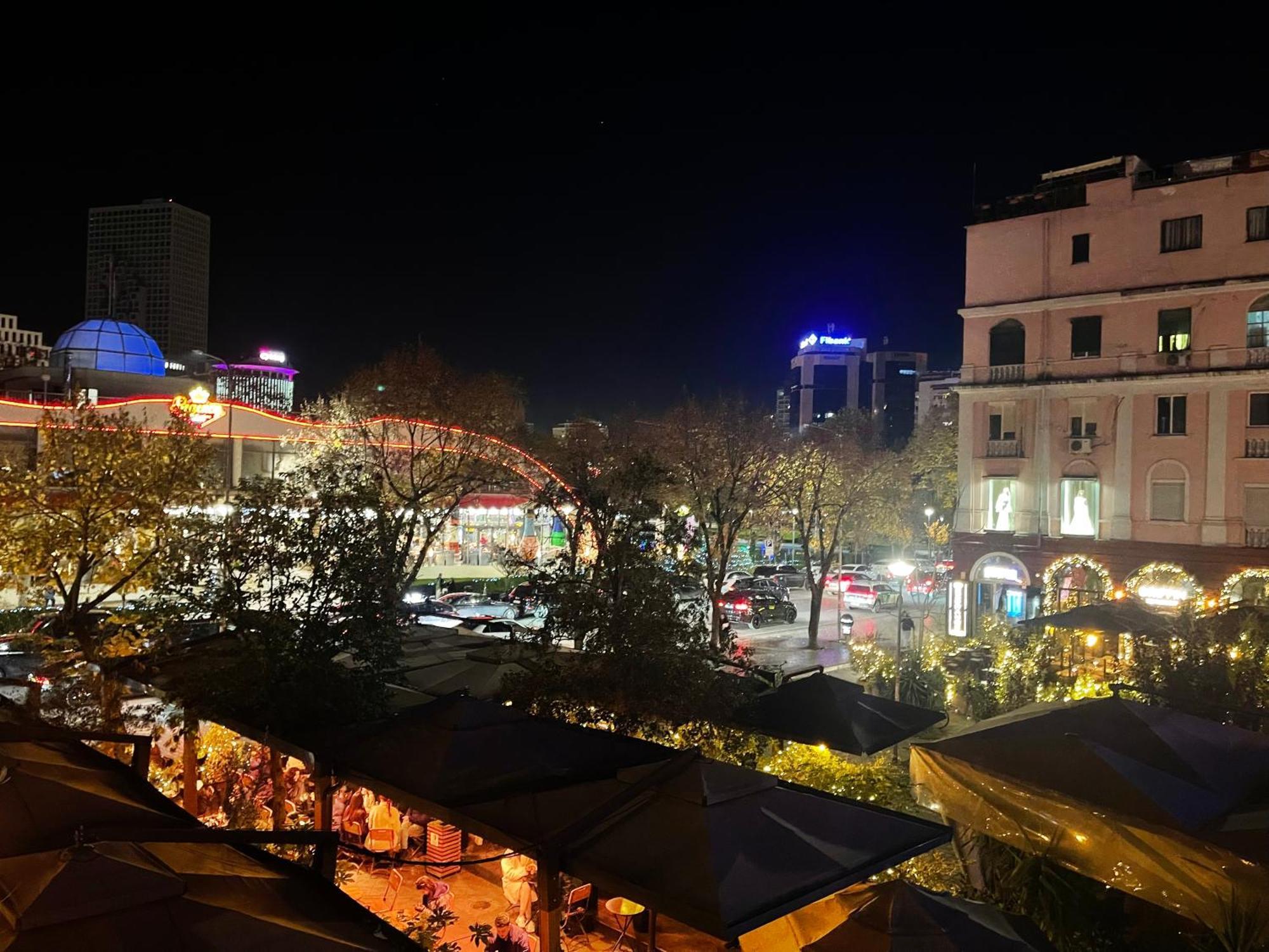 Aj Apartments - Hidden Gem In Front Of Taiwan Center Tirana Zewnętrze zdjęcie
